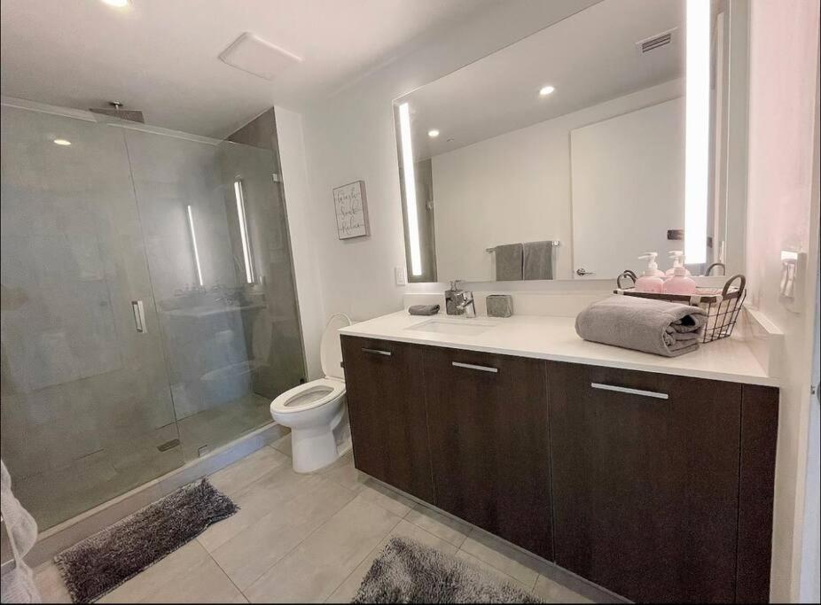 Gorgeous 2Br/2Bth In The Heart Of Miami Apartamento Exterior foto