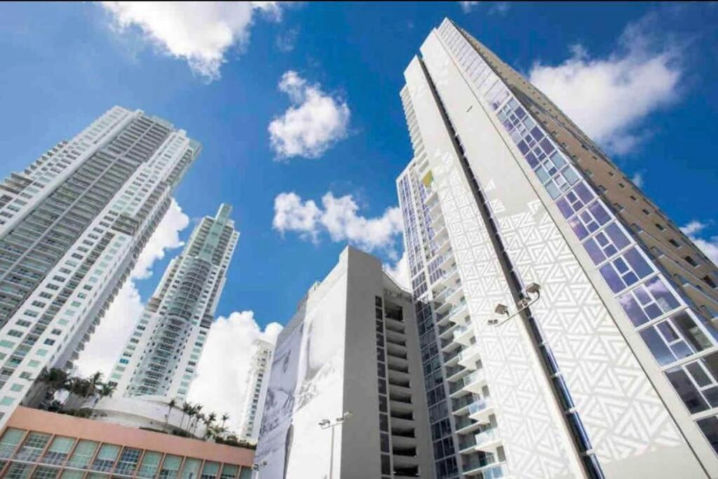 Gorgeous 2Br/2Bth In The Heart Of Miami Apartamento Exterior foto